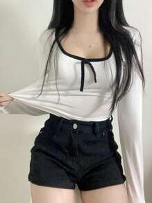 DAZY Women's Contrast Color Block Bowknot Decor Round Neck Long Sleeve White T-Shirt, Suitable For Spring/Summer