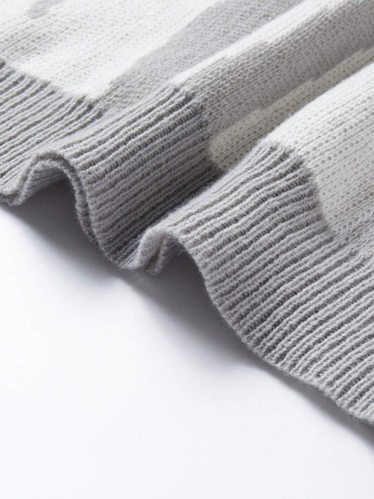 Manfinity Hypemode Pull décontracté à col rond, manches longues avec détail graphique, pour l'automne et l'hiver 10