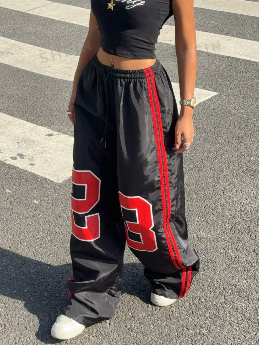 Muchica Pantalones casuales de pierna ancha con cordones delanteros y estampado numérico para hombre