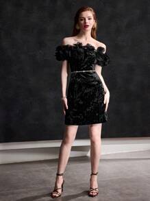 MOTF PREMIUM VELVET STEREO FLOWER DETAIL OFF SHOULDER SLIM FIT COCKTAIL DRESS WITHOUT BELT - Black - View 2