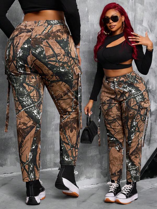 SHEIN SXY Plus Size Denim Elastic Print Cargo Slim Fit Pants