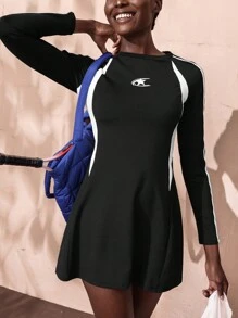 VARSITIE Robe femme col rond, manches longues, avec imprimé patchwork contrasté noir et blanc