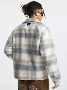 Manfinity VCAY 男士休闲格子衬衫外套，适合秋冬季穿搭，是送给朋友、丈夫、男友的绝佳礼物 - 彩色 - 查看 3