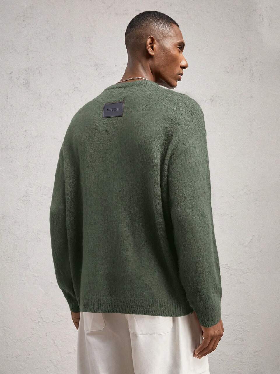 Men's Knit Crew Neck Pullover Long Sleeve Casual Sweater, Fuzzy Texture Coffee Brown, Suitable For Everyday Wear, Logo Print, For Fall Winter