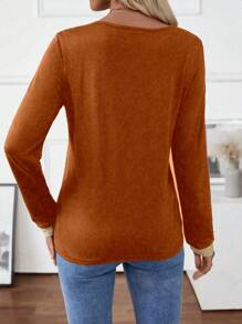 EMERY ROSE Camiseta de manga larga con cuello en V y bloques de color para mujer, versátil para camisetas gráficas de otoño y primavera - Multicolor - Ver 2