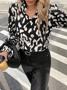 SHEIN Frenchy Allover Print Flare Sleeve Blouse,Commute,Minimalist,Office,Old Money,Simple,Long Sleeve Tops Winter Casual - Multicolor - View 1