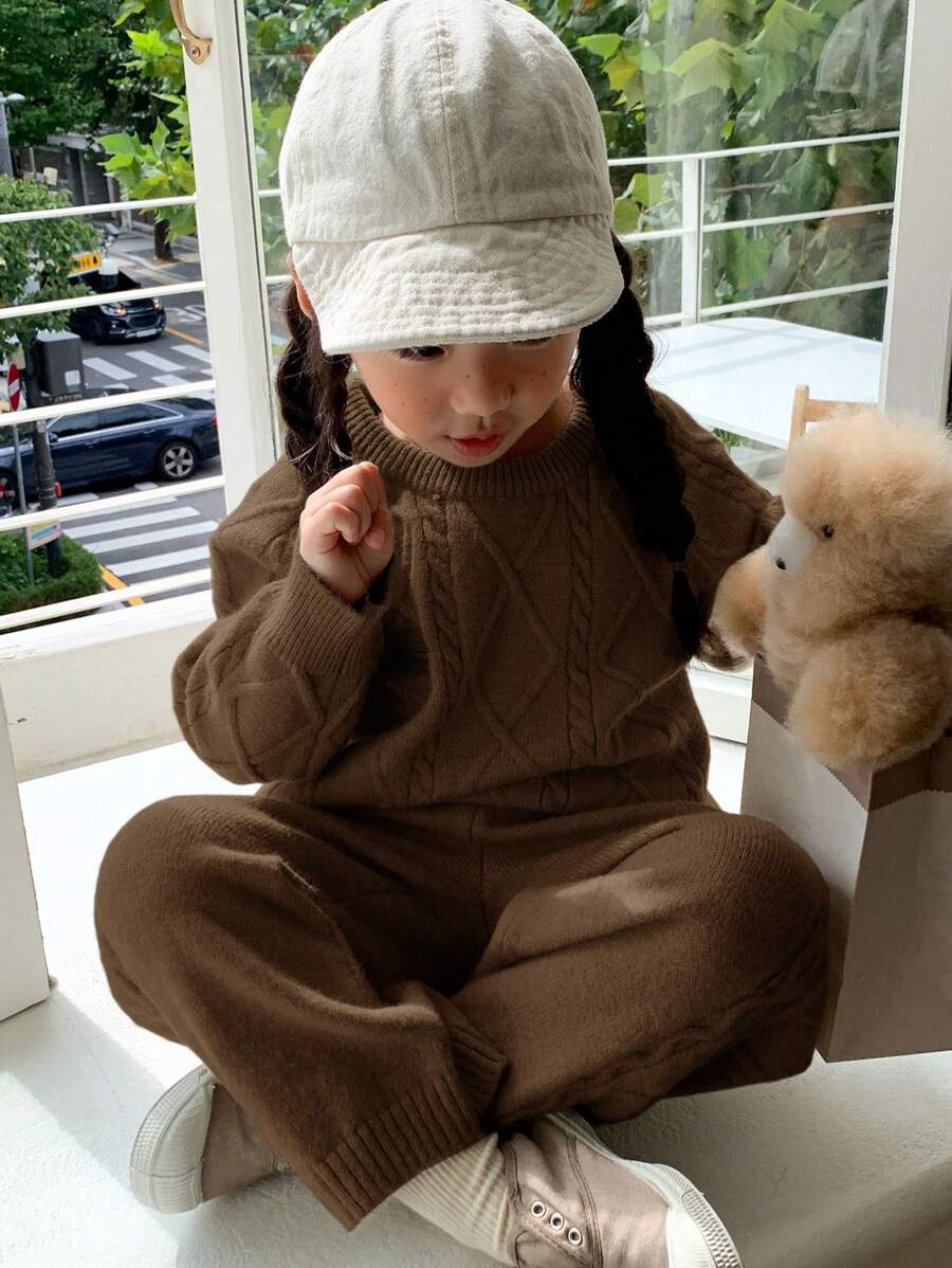 Dazy Kids 年轻女孩纯色圆领长袖简约运动衫和裤子休闲装 - 棕色 - 查看 1