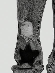 年轻女孩中号洗水蓝五角星刺绣破洞紧身喇叭牛仔裤