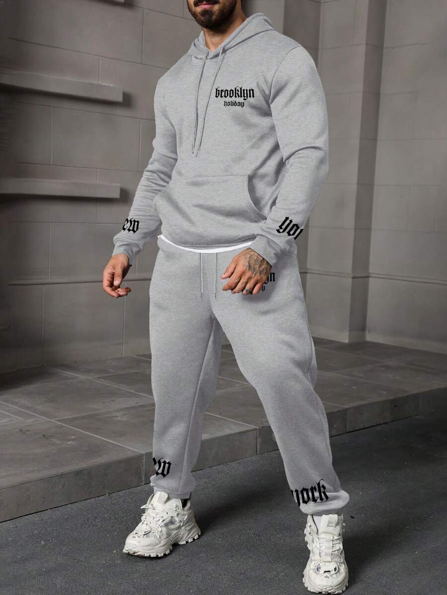 Manfinity Homme 2 件男士字母印花长袖抽绳连帽运动衫和运动裤休闲套装，秋季 - 淺灰色 - 查看 1