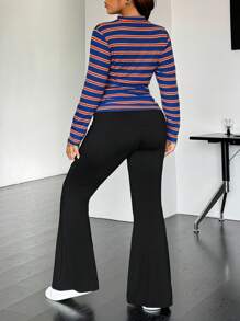 SHEIN EZwear Setelan 2 Potong Hangat Bergaris Kerah Tinggi Ukuran Besar untuk Musim Dingin - MultiWarna - View 2