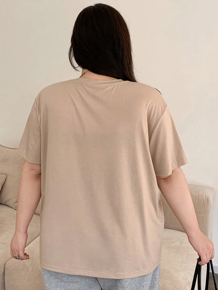Dazy Plus Plus Size Round Neck Letter Print Loose Fit Short Sleeve T-Shirt, Spring & Summer Oversized T-Shirt Preppy Tops