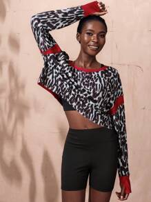 VARSITIE Áo thun thể thao & áo ba lỗ nữ cổ tròn rộng rãi, tay dài, họa tiết da báo, cổ áo tương phản màu đỏ, khoét rỗng ở phía sau - Nhiều màu - Xem 4