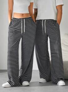 Manfinity VCAY Men's Striped Mid-Rise Drawstring Wide Leg Pants Going Out Sweatpants, Couple Matching - Black and White - View 4