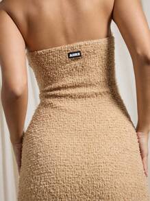 AiiRZ 露背长裙，纹理链条细节，高开叉晚礼服，交叉带，拖地长裙，正式派对，特殊场合，伴娘，垂坠镂空设计