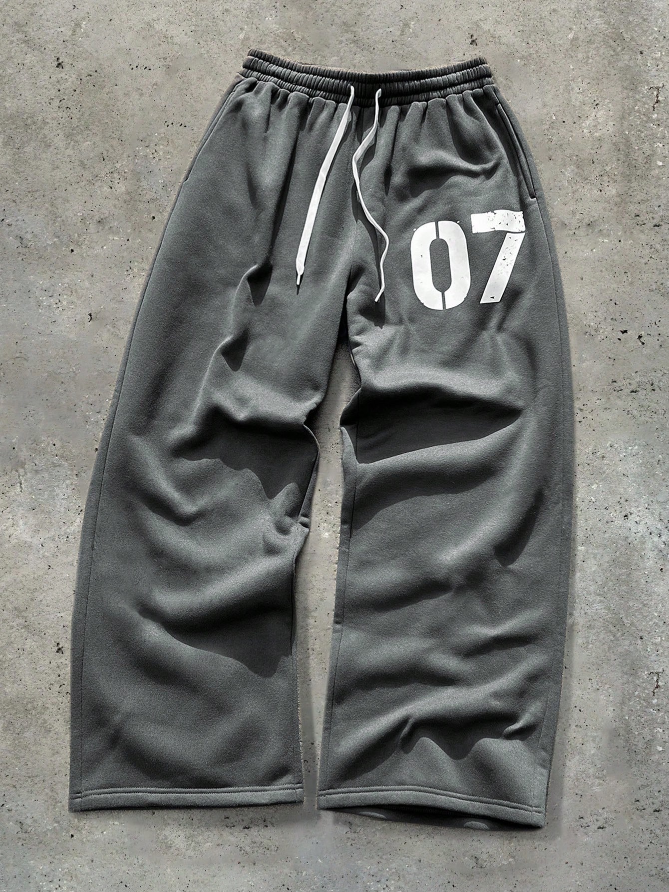 Men's Casual Street Hip Hop Elastic Waist Numeral 07 Printed Sweatpants, Autumn/Winter