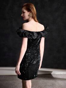 MOTF PREMIUM VELVET STEREO FLOWER DETAIL OFF SHOULDER SLIM FIT COCKTAIL DRESS WITHOUT BELT - Black - View 6