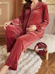奢华条纹天鹅绒哺乳睡衣套装
