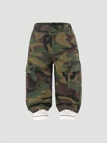 SHEIN Baby Boy Unisex Street Personalized All-Match Casual Versatile Camouflage Cargo Relaxed Fit Denim Jeans, 2024 Essential Item - Army Green - View 7