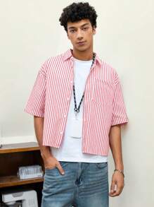 Manfinity VCAY Men's Casual Striped Woven Relaxed Fit Short Sleeve Shirt