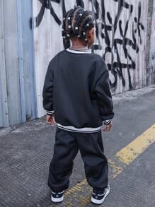 SHEIN 2pcs/Set Young Boy Outfit,Autumn Back-To-School Career Day Round Neck Top,Sweatpants,Color-Block Stripes,Printed Letter,Elastic Waistband Comfortable - Black - View 2