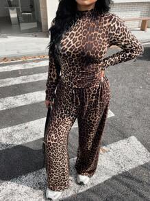 SHEIN EZwear 大码女式豹纹两件套服装，女士冬季服装 - 彩色 - 查看 2