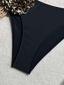 女士夏季纯色抹胸花卉装饰比基尼套装 - 上衣带 3D 花卉装饰和常规三角形下装 - 黑色 - 查看 4