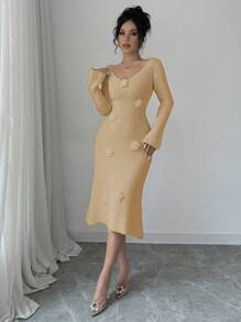 SHEIN Unity 女士 3D 花卉装饰纯色休闲长袖连衣裙 - 卡其色 - 查看 4