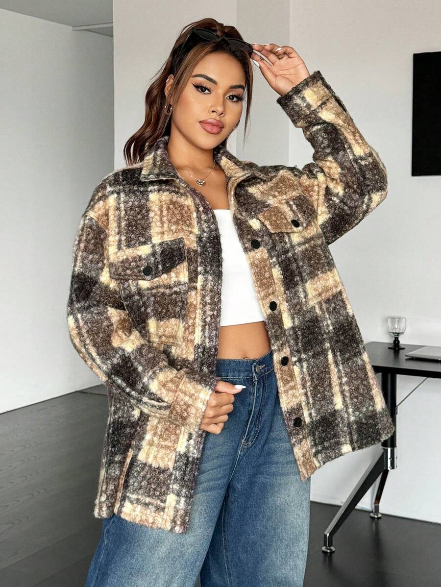 SHEIN EZwear Abrigo holgado de talla grande con caída en los hombros y estampado de cuadros retro, para otoño/invierno - Multicolor - Ver 1