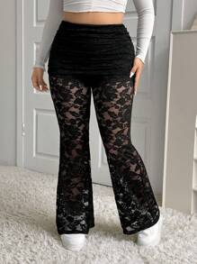 SHEIN EZwear 大码女式纯色褶皱花朵蕾丝喇叭裤 - 黑色 - 查看 1