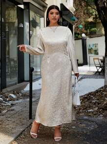 SHEIN Unity 加大码长袖围脖领垂坠长款紧身礼服 - 杏色 - 查看 3