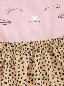 SHEIN 2pcs/Set Young Girl Round Neck Short Sleeve Printed Minimalist Top And A-Line Skirt