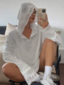Livesso 女式蕾丝拼布宽松连帽白色长袖T恤，秋季服装 - 白色 - 查看 1