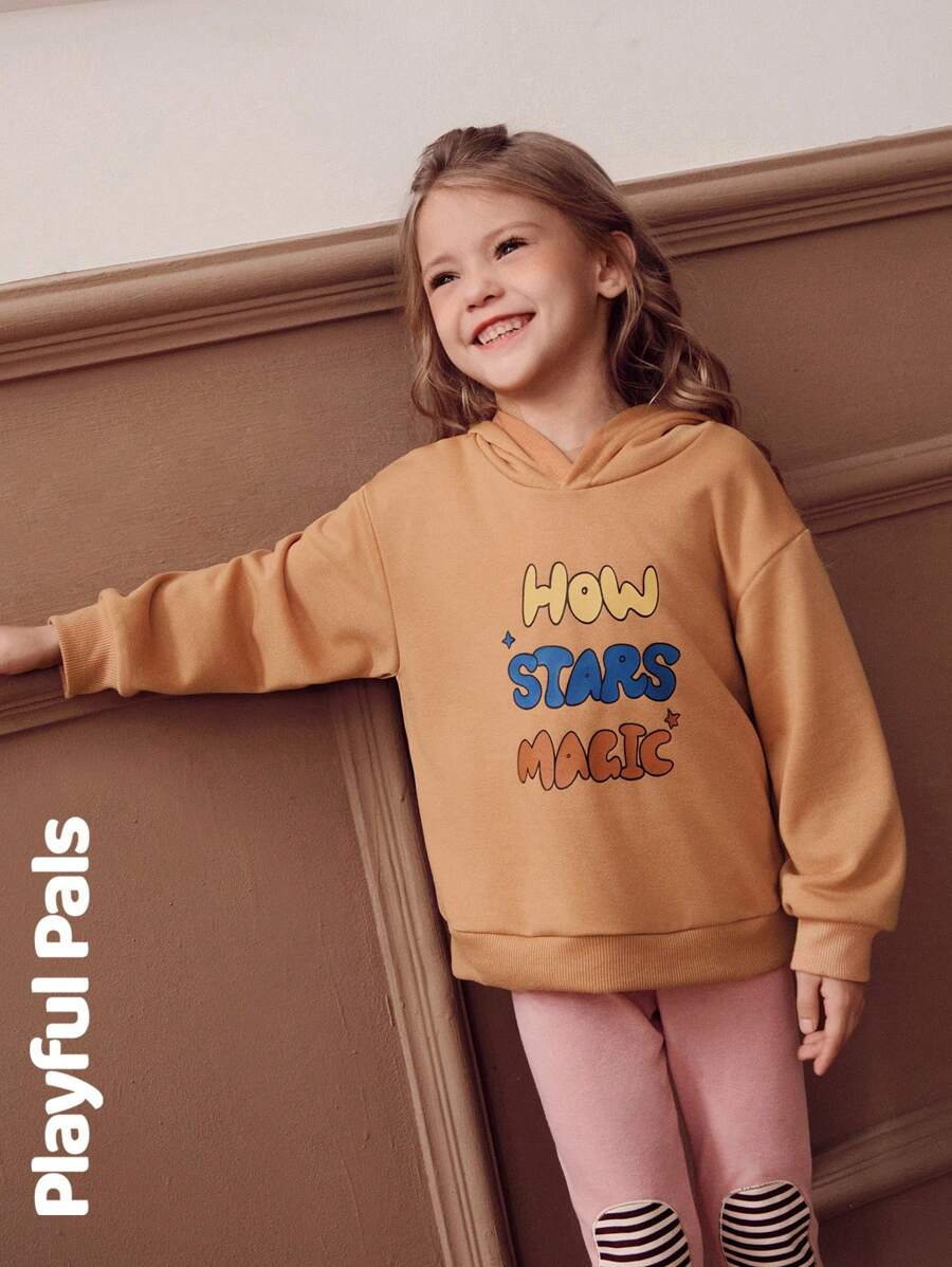 SHEIN 一件印有趣味标语的少女卫衣，可爱/复古/休闲/居家/外出，适合秋冬季穿着 - 卡其色 - 查看 1