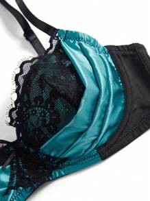 مجموعة ملابس داخلية للنساء من الدانتيل والشبك بألوان متباينة - متعدد الألوان - مشاهدة 4