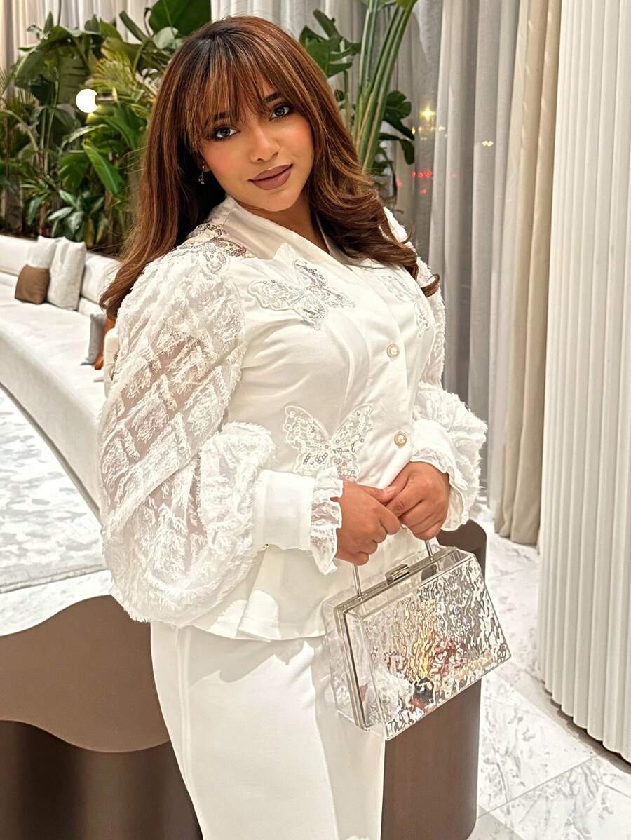 Modelyn Bộ 2 món Áo dài tay đính nút phía trước họa tiết bướm và chân váy thanh lịch cho nữ - trắng - Xem 1