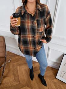 SHEIN LUNE 大码女装秋冬彩色格子图案衬衫，长袖口袋设计，休闲衬衫，适合感恩节和节假日穿着。 - 彩色 - 查看 1