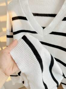 SHEIN Teen Girl Casual College/Black And White Striped Pattern Off-Shoulder V-Neck Sweater,In Fall/Winter - Black and White - View 9