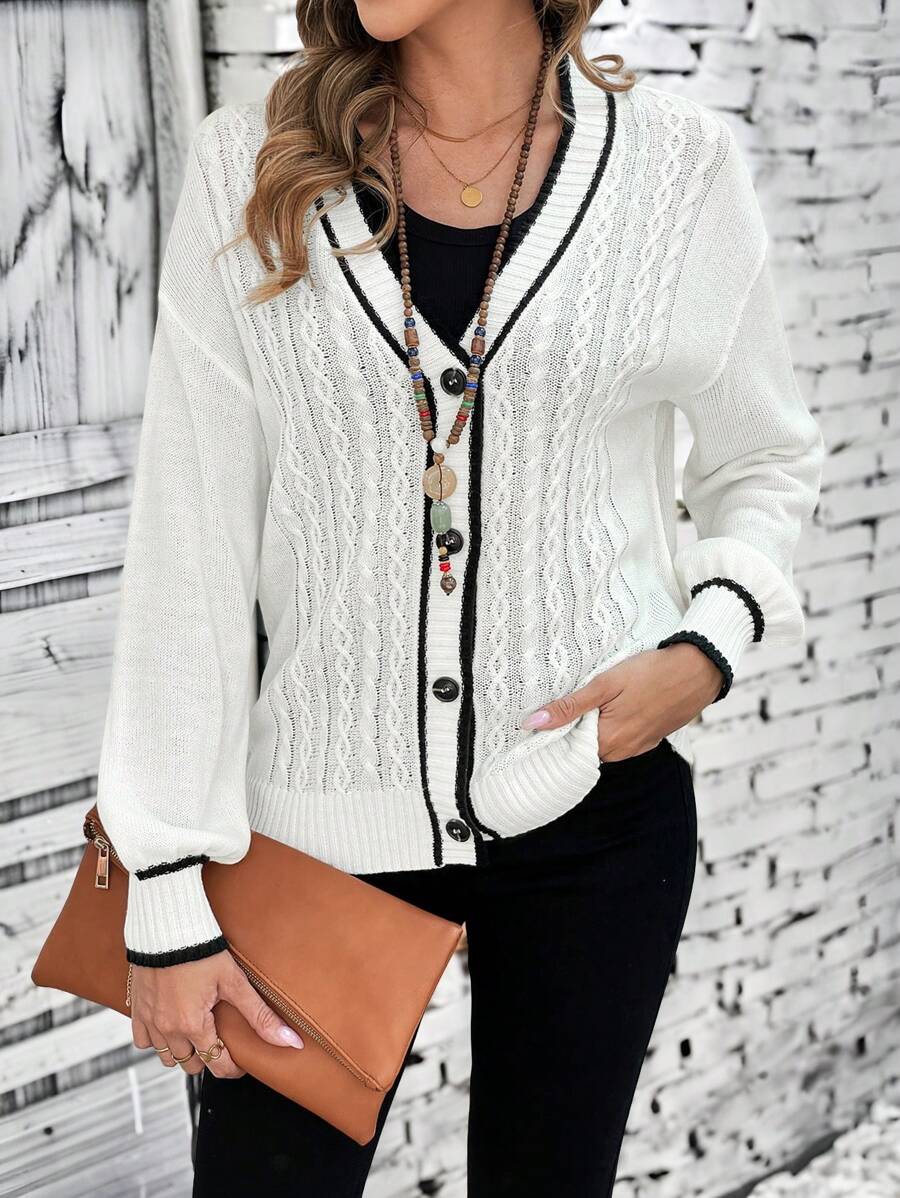 Versátil cardigan de mujer blanco invierno con botones para el Día de Acción de Gracias - Blanco y Negro - Ver 1