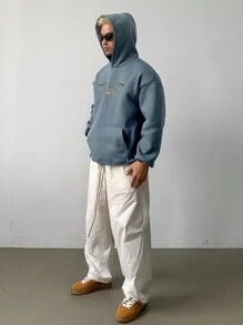 DAZY Sudadera con capucha de ajuste holgado y manga larga con estampado de letras para hombres, informal para otoño