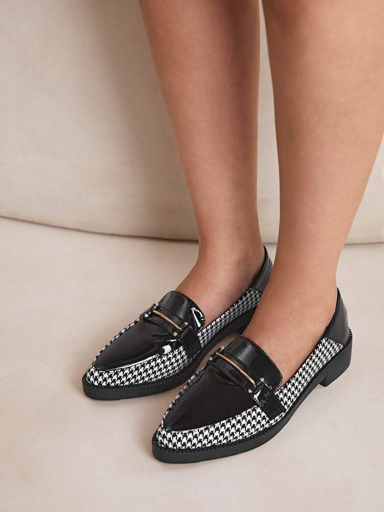 CUCCOO CURVES Wide Fit Wedge Thick Sole Shoes Flat Pointed Toe Solid Black Deep Cut Lace Up British Style Flats, Women