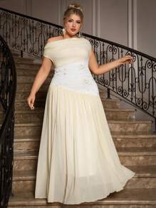 SHEIN VCAY 大码女式花卉刺绣不对称领长款优雅连衣裙 - 杏色 - 查看 4