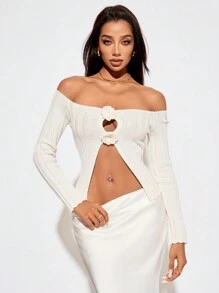 SHEIN SXY Dames effen kleur sexy holle 3D bloemen gebreide trui, herfst/winter, beige trui, dames truien, witte trui, off-the-shoulder trui, witte top,