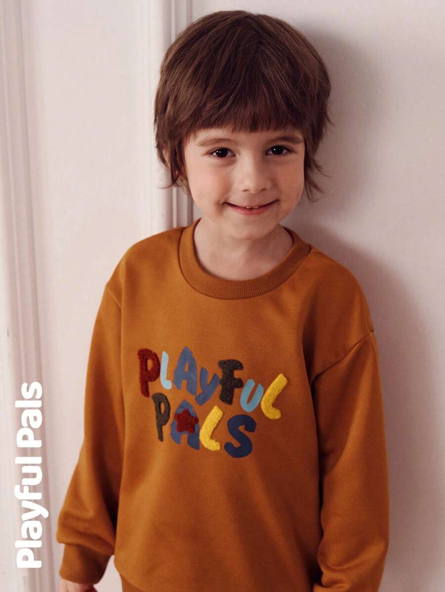 SHEIN 1 Pc Suitable Young Boys And Young Girls Sets Fun Letter Print 3D Embroidery Sweatshirt & Sweatpants Cute/Retro/Casual/Home/Outdoor Winter/Fall Outfits - Brown - View 1