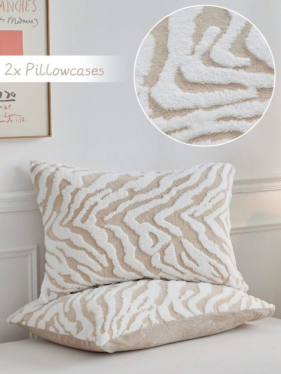 2 件驼色斑马条纹羊羔绒枕套，简约现代涤纶毛绒舒适保暖枕套，适合秋冬季 - 卡其色 - 查看 1