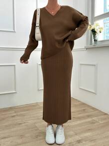 RueChic Casual Oversize V-hals Flare Mouw Trui & Maxi Rib Breiwerk Trui Rok 2-delige Set