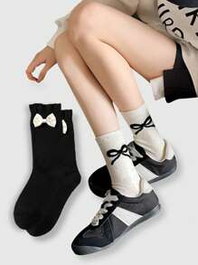 2 Pairs Women's Soft, Breathable, Cute & Simple Korean/Japanese Style Black + Beige Polka Dot Bow Crew Socks, Perfect For Women And Girls, Daily Wear, Gift Box Packaging - Black and White - View 1