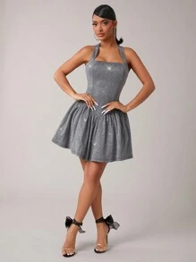 SHEIN SXY 女士挂脖式褶皱简约迷你连衣裙，休闲日常穿着 - 銀色 - 查看 2