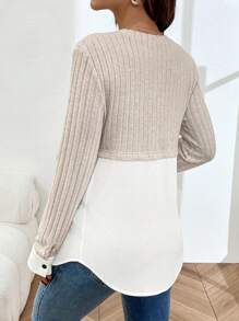 SHEIN توب حمل بتصميم أزرار ألوان متباينة وأكمام طويلة بياقة طاقم - لون مشمشي - مشاهدة 2