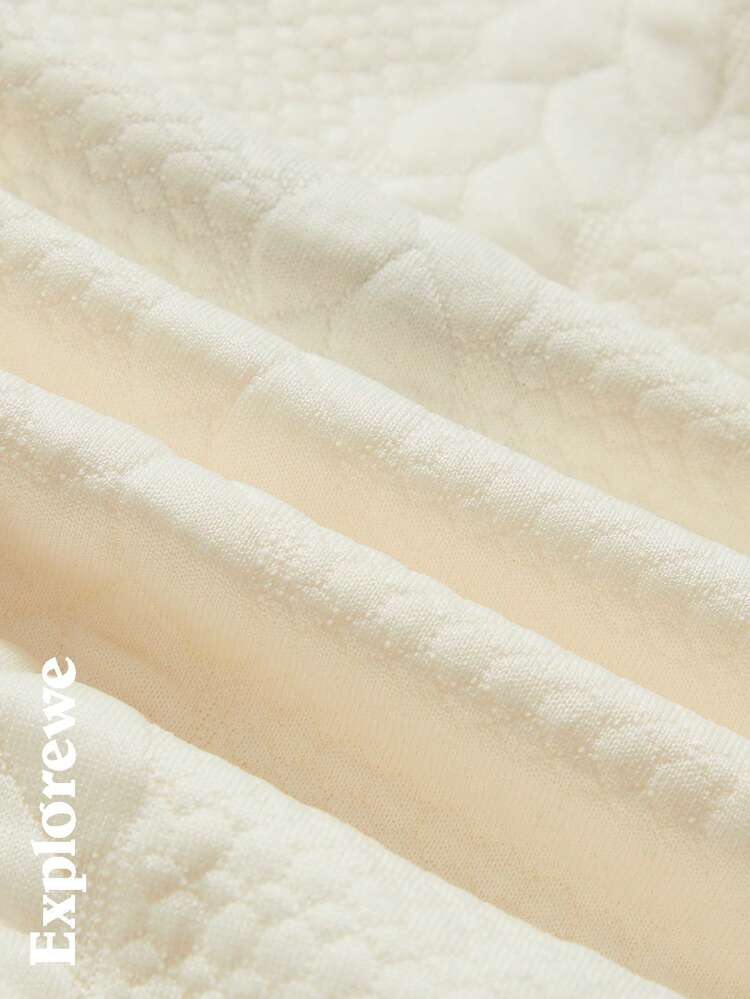 SHEIN Bộ 2 món phong cách thường ngày đô thị cho bé gái tuổi teen: Áo nỉ trùm đầu dài tay bằng vải kết cấu ấm áp và quần dài denim tua rua, phù hợp cho hoạt động ngoài trời trong thành phố, trang phục hàng ngày, tiệc tùng và nhiều hoạt động khác vào mùa thu/đông - Nhiều màu - Xem 5