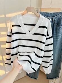 SHEIN Teen Girl Casual College/Black And White Striped Pattern Off-Shoulder V-Neck Sweater,In Fall/Winter - Black and White - View 7